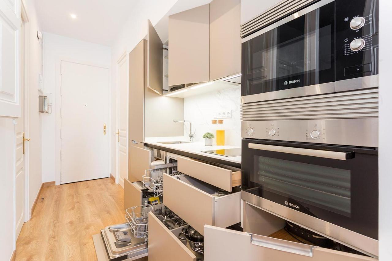 Cozy Apartment Close To Passeig De Gracia 巴塞罗那 外观 照片